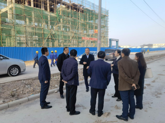 期间,谷壮海一行还赴玉东新区管理委员会与管委会主任黄聪就推进玉东